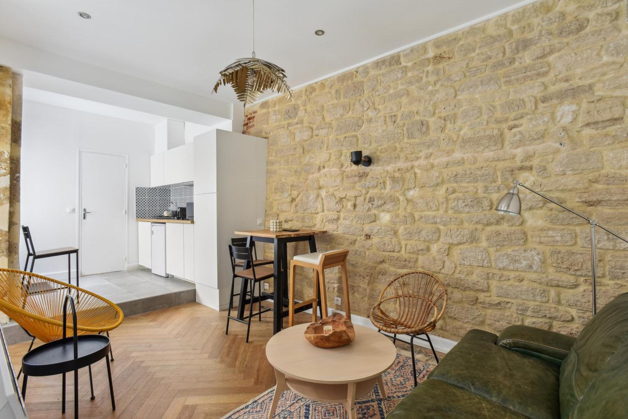Beau 3 Pieces Rue Poissonniere Apartment Paris Luaran gambar