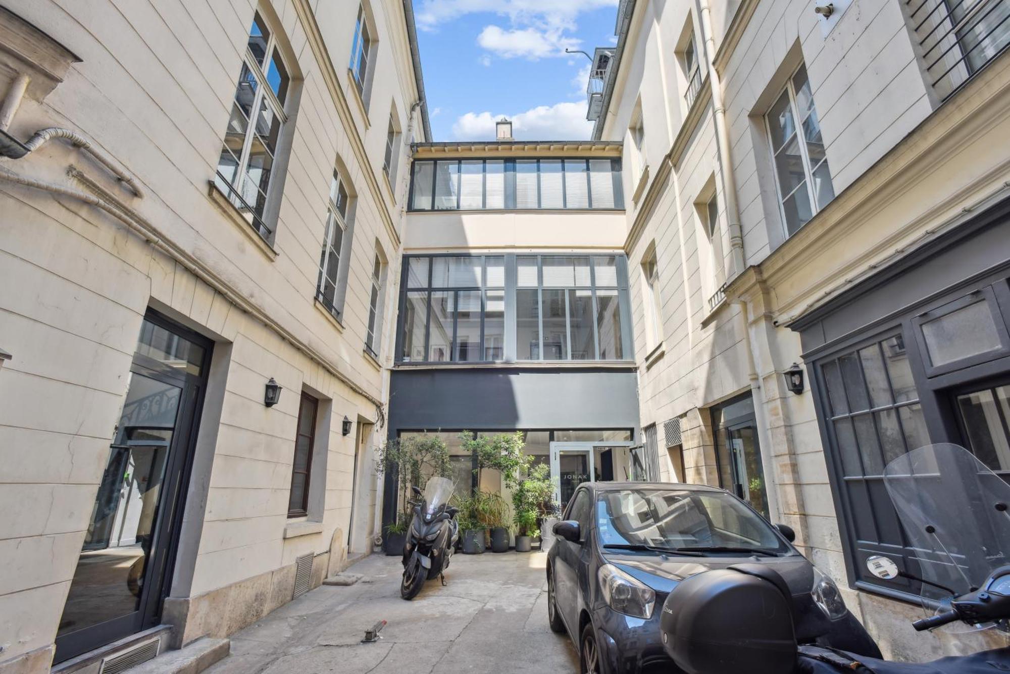 Beau 3 Pieces Rue Poissonniere Apartment Paris Luaran gambar